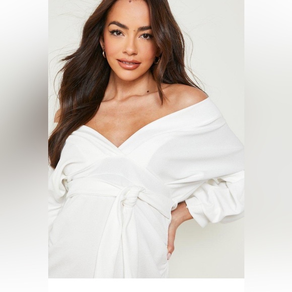 NWT!!! Boohoo Maternity Off The Shoulder Wrap Midi Dress - Picture 2 of 7